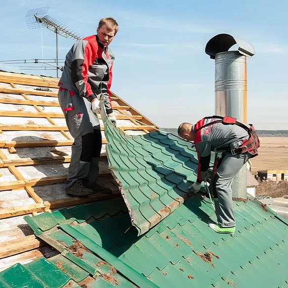 Демонтаж кровли и крыши в Колпино и Ленинградской области